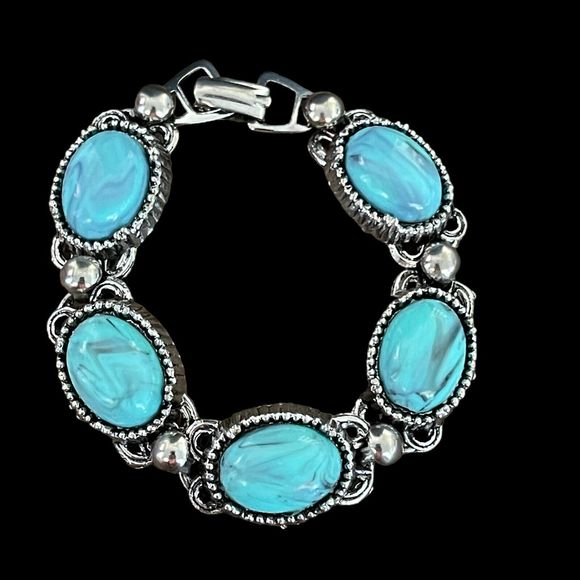 Vintage Faux Turquoise Blue Cabochon Silver Tone Link Bracelet 7” Length - Picture 1 of 3